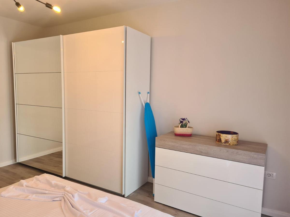 Old Beach Apartment Vlora Buitenkant foto