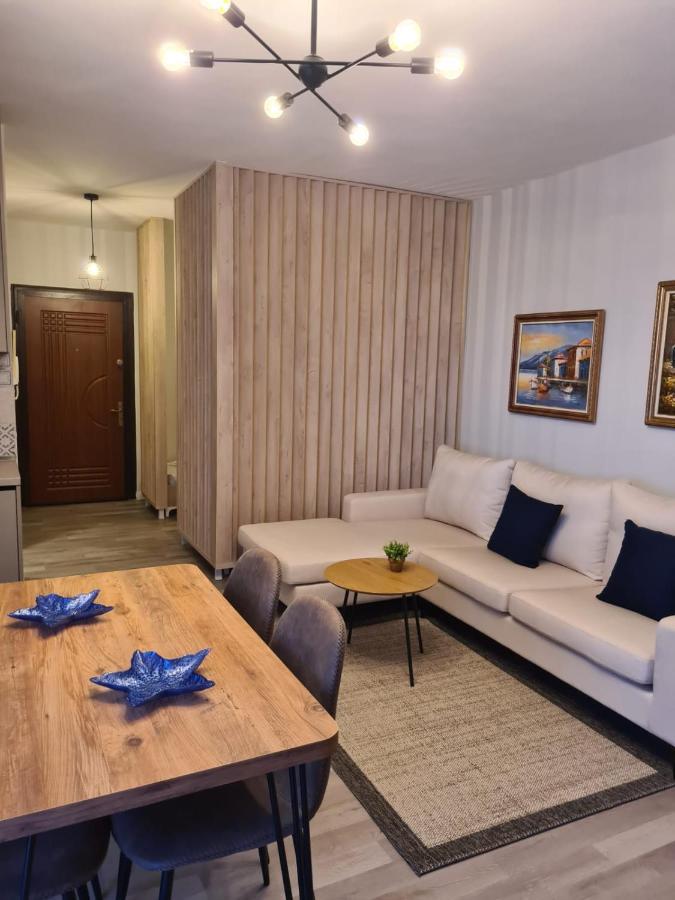 Old Beach Apartment Vlora Buitenkant foto