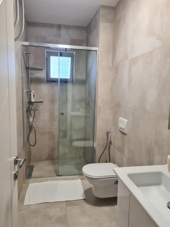 Old Beach Apartment Vlora Buitenkant foto
